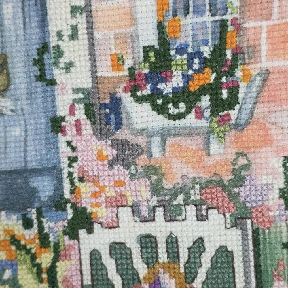 Finished Vtg Needlepoint Tapestry Candamar Design 